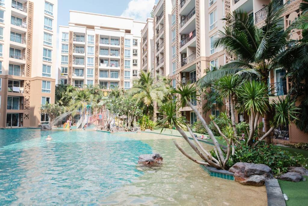 Atlantis Condo Resort Pattaya By Lj Jomtien Beach Exteriör bild